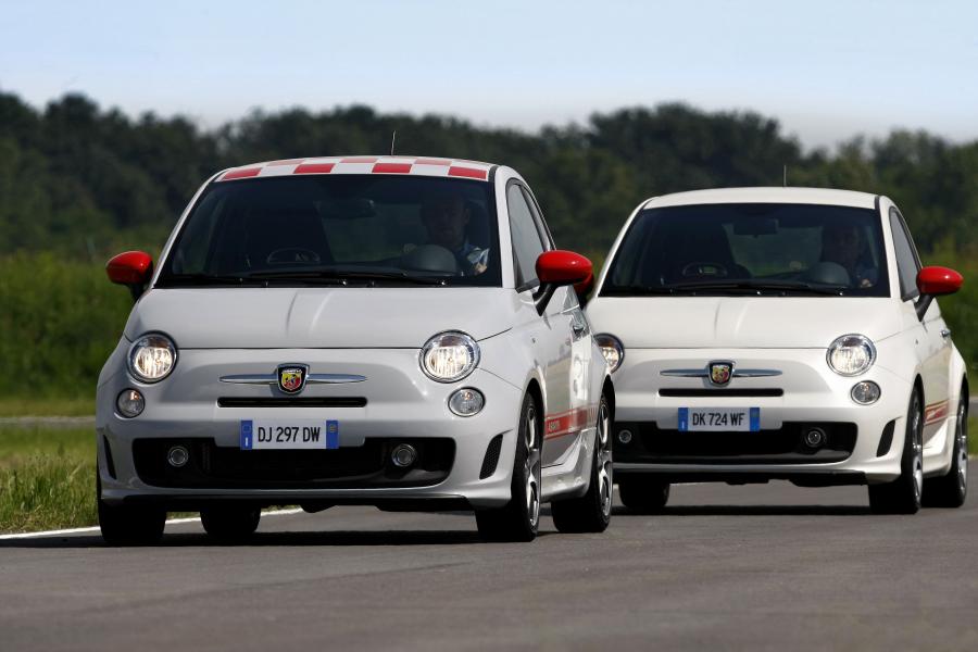  Fiat 500 Abarth 2008 года  (фото 34 из 73)